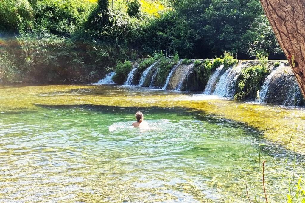Gite De La Confluence Padern Bagian luar foto