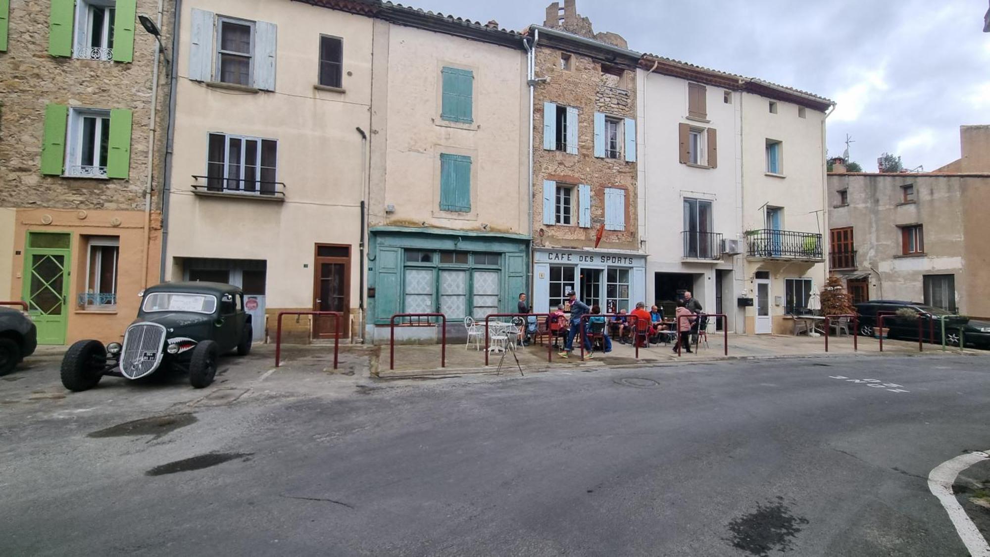Gite De La Confluence Padern Bagian luar foto